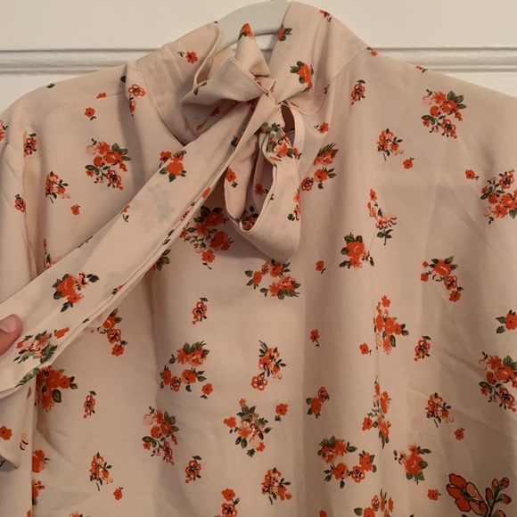 Bell Sleeve Poppy Blouse - Picture 3 of 3